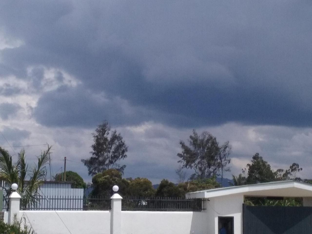 Mcroyal Hotel Mount Hagen Kültér fotó